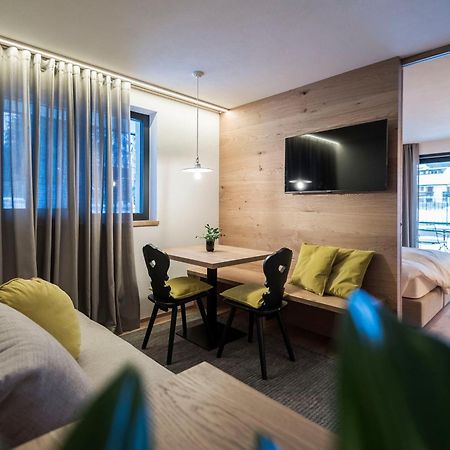 Ovina'S Haus Apartment Campo Tures Bagian luar foto